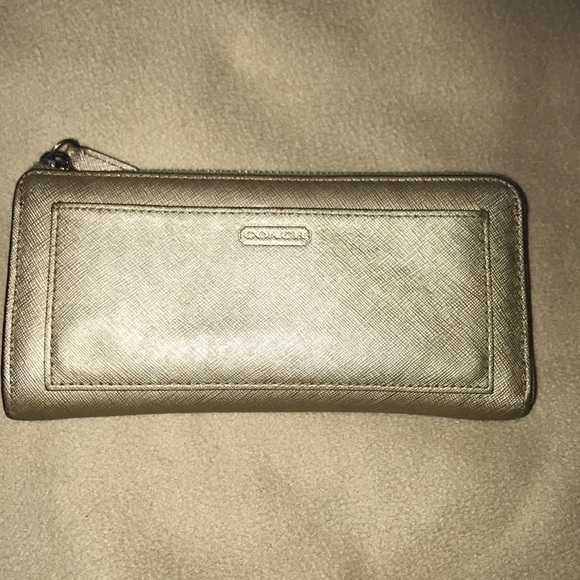 Wallet - Picture 1 of 3